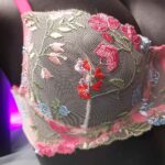 👙 ست شورت و سوتین توری طرح شکوفه صورتی | برند Arona ترکیه  | کاپ B - Image 5